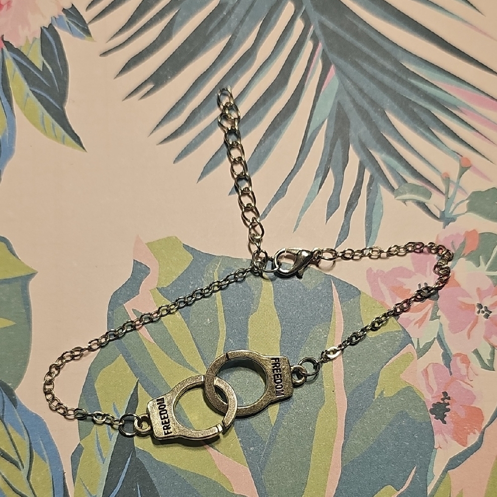 Freedom Silver Chain Bracelet